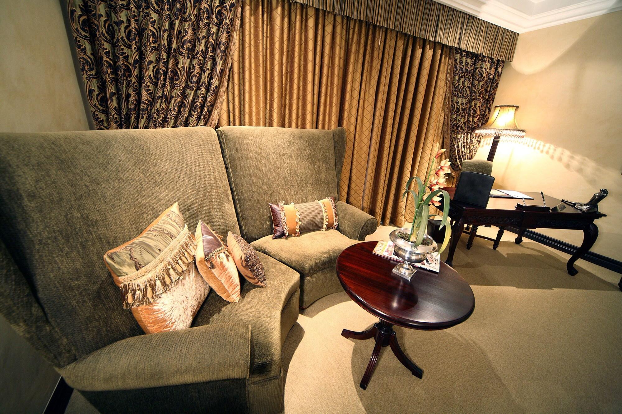Fusion Boutique Hotel ポロクワネ エクステリア 写真
